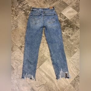 American Eagle Outfitters Light Blue Distressed Cropped Jeans